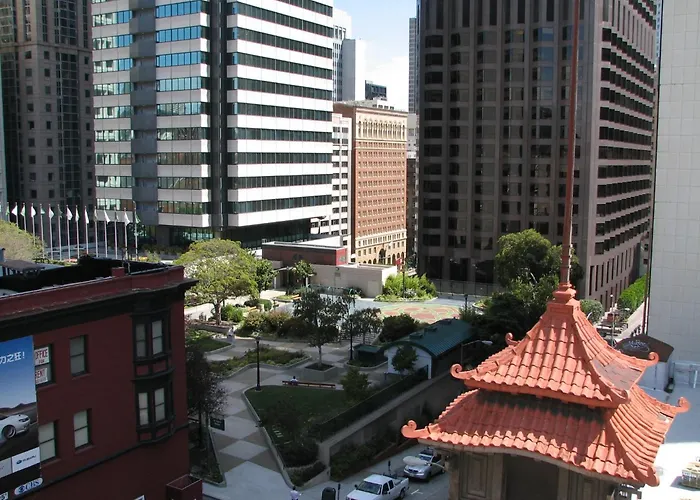 Grant Plaza Hotel